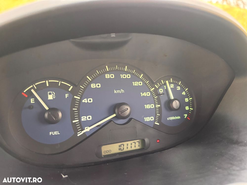 Chevrolet Spark 0.8 SE 155 - 11