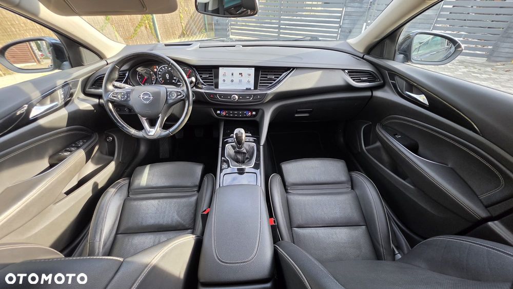Opel Insignia CT 2.0 CDTI 4x4 Exclusive S&S - 10