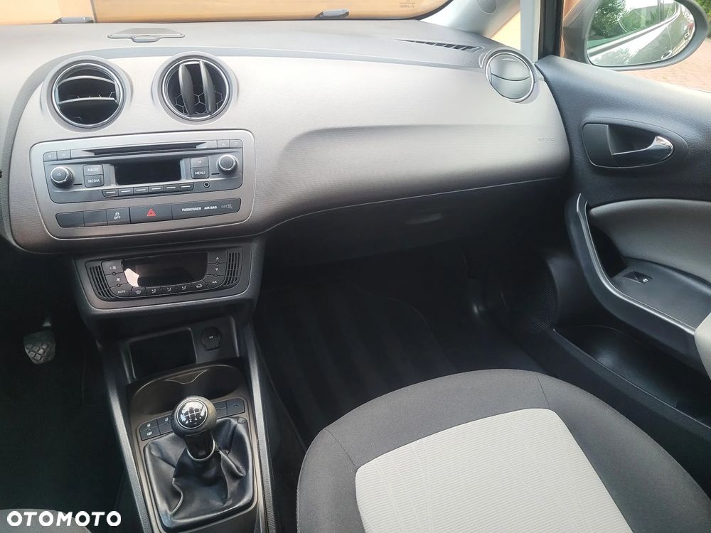 Seat Ibiza 1.4 16V Reference - 13