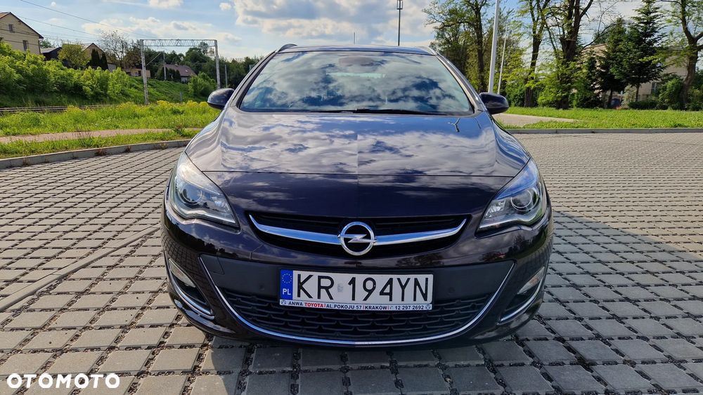 Opel Astra 2014 photo 3