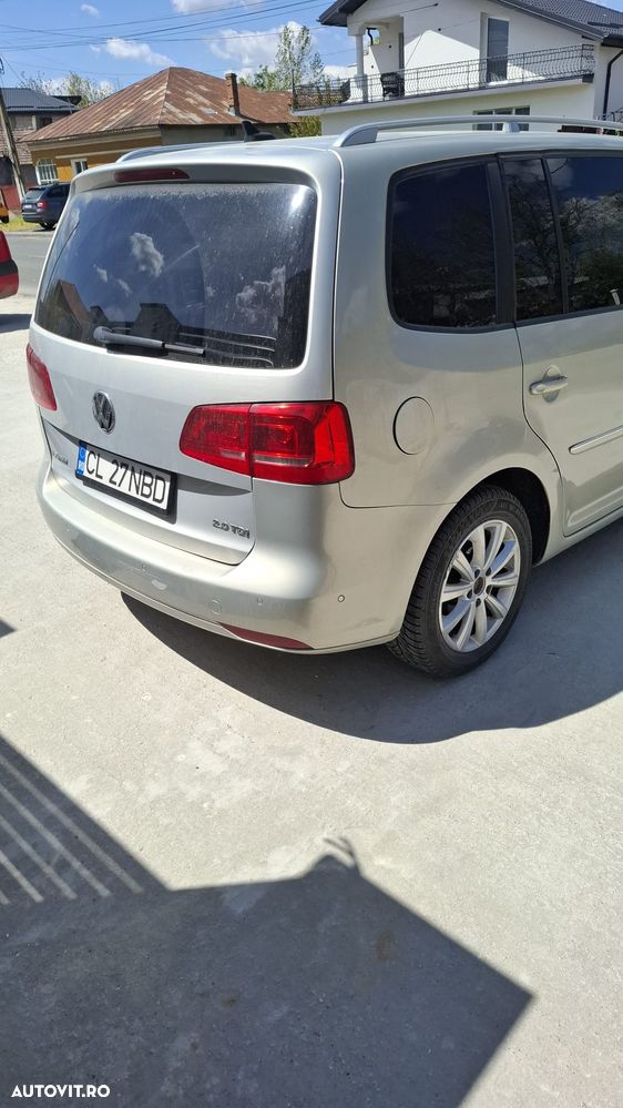 Volkswagen Touran 2.0 TDI DPF Highline DSG - 4