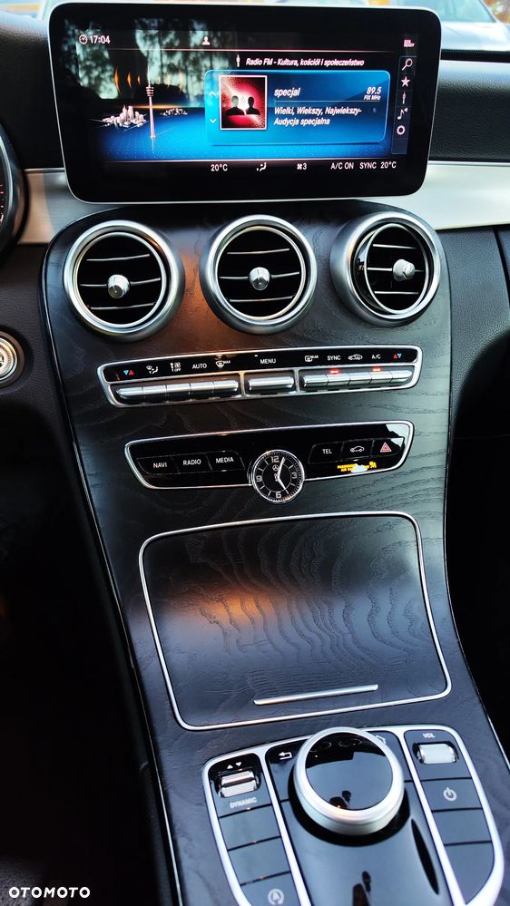 Mercedes-Benz Klasa C 300 9G-TRONIC - 21