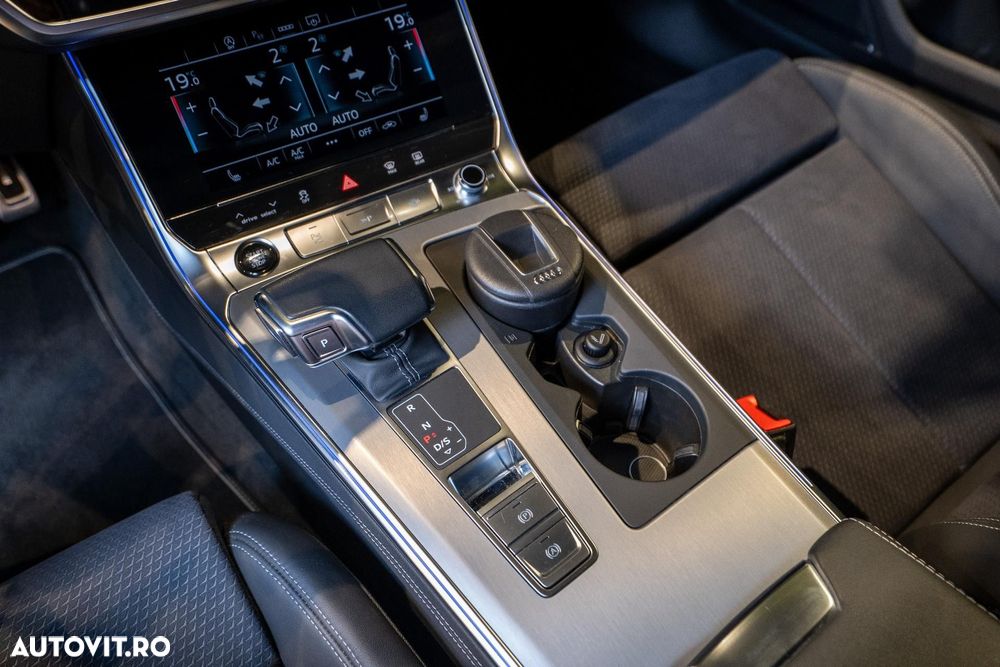 Audi A6 - 24