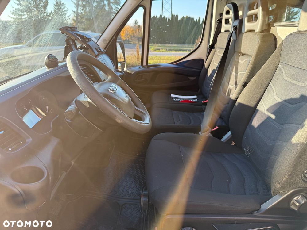 Iveco Daily 35S180 L4h3 Maxi Jumbo HiMatic V8 - 23