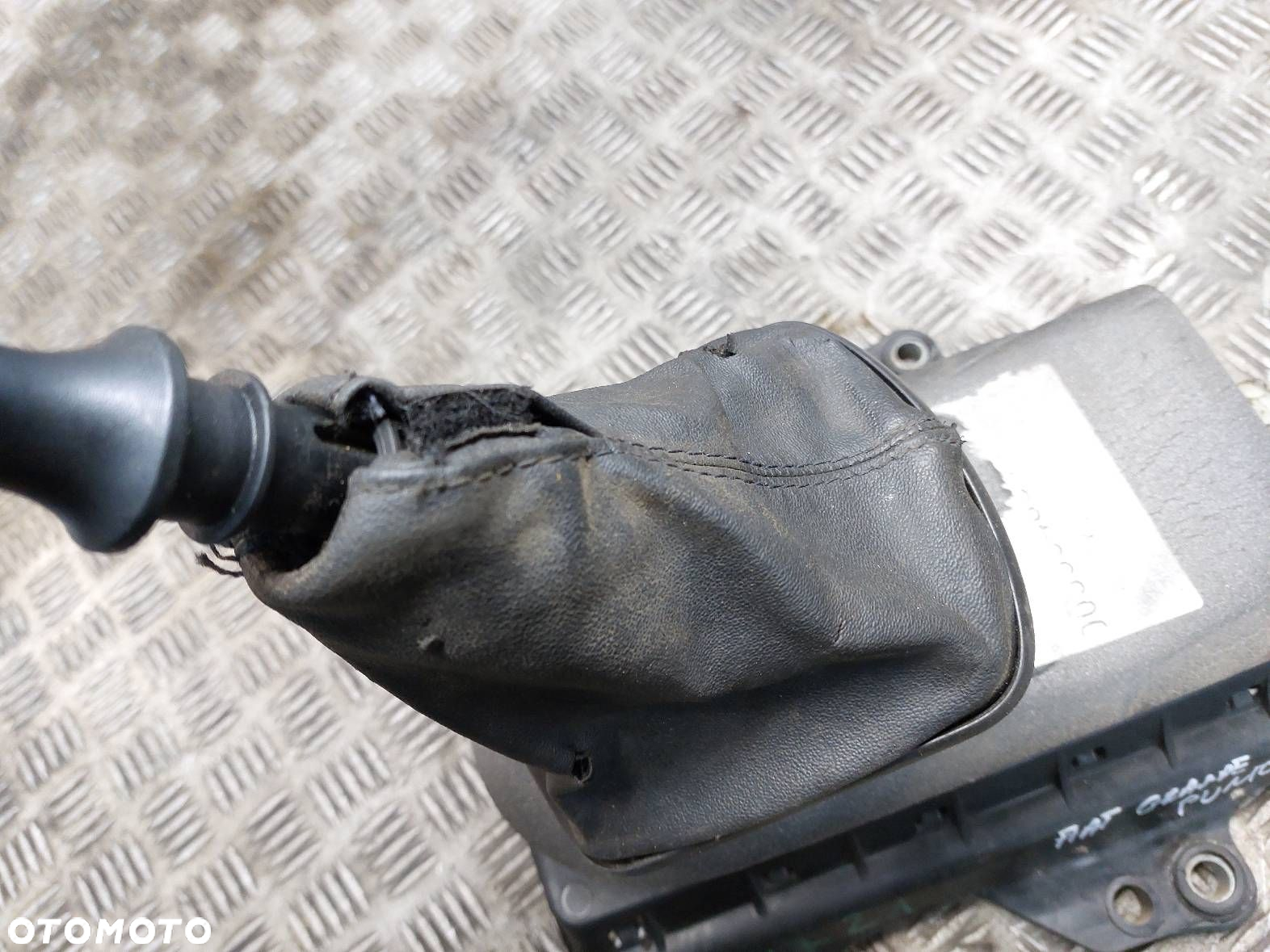 LEWAREK ZMIANY BIEGÓW + LINKI FIAT GRANDE PUNTO I 1.4 8V 553485390 55230721 - 3
