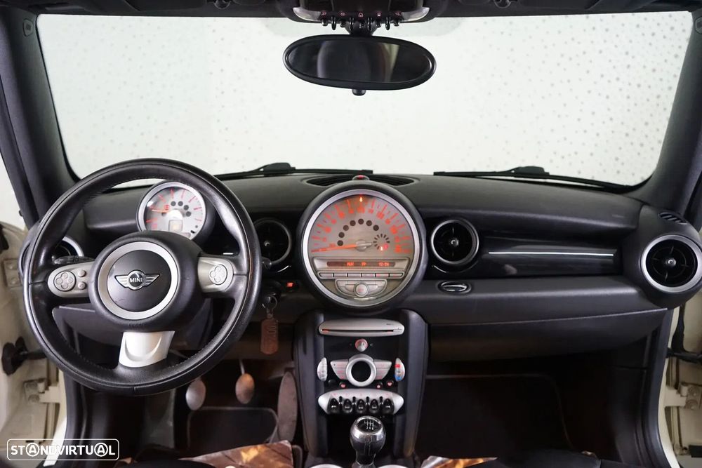 MINI Clubman — fotografia 16