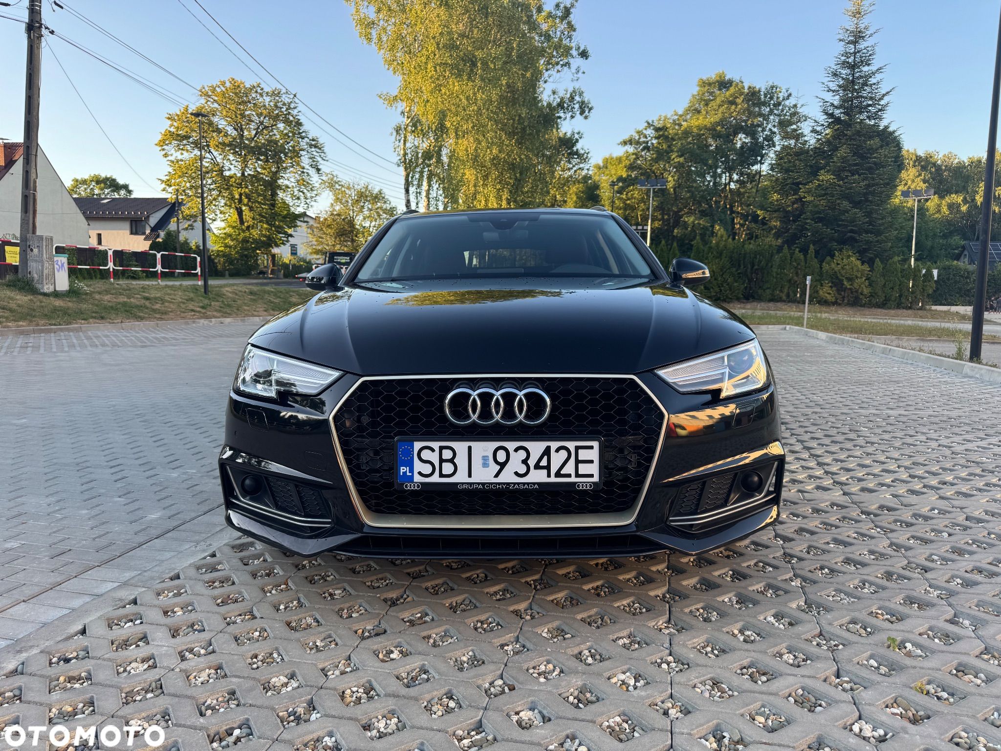 Audi A4 Avant 40 TDI quattro S tronic - 1