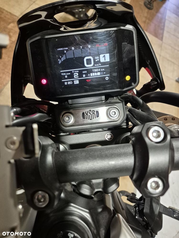 Yamaha XSR - 2
