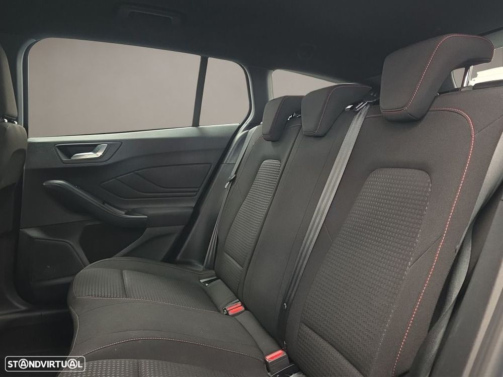 Ford Focus SW 1.0 EcoBoost MHEV ST-Line Aut. - 16