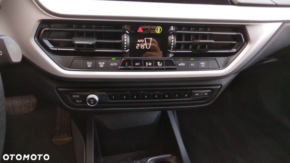BMW Seria 1 118i Advantage - 11