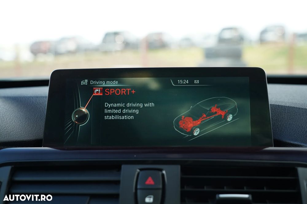 BMW Seria 3 320d Aut. M Sport - 24