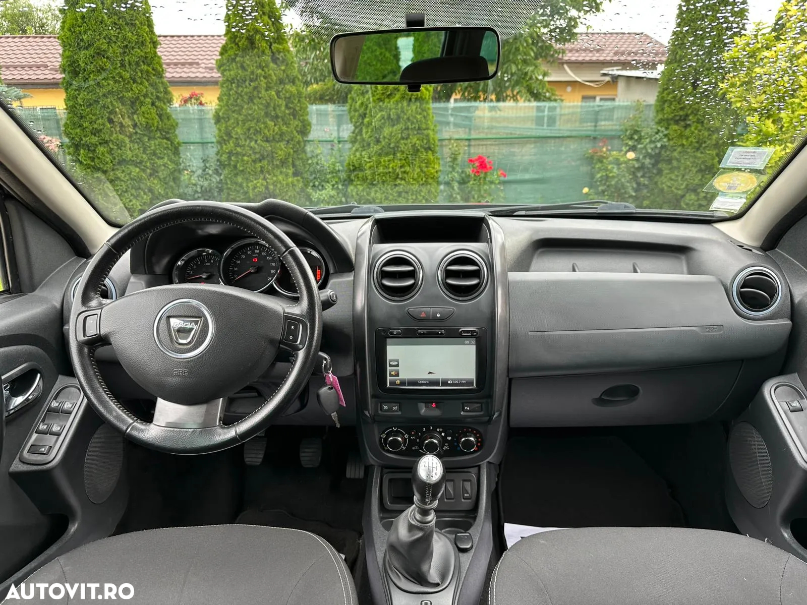 Dacia Duster 1.5 dCi 4x2 Laureate - 10