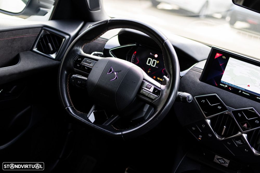 DS DS3 Crossback PureTech 155 Aut. PERFORMANCE LINE - 2