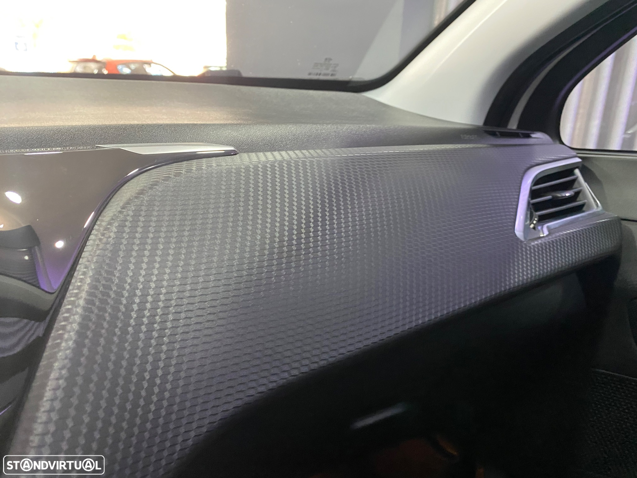 Peugeot 2008 1.5 BlueHDi GT Line - 22