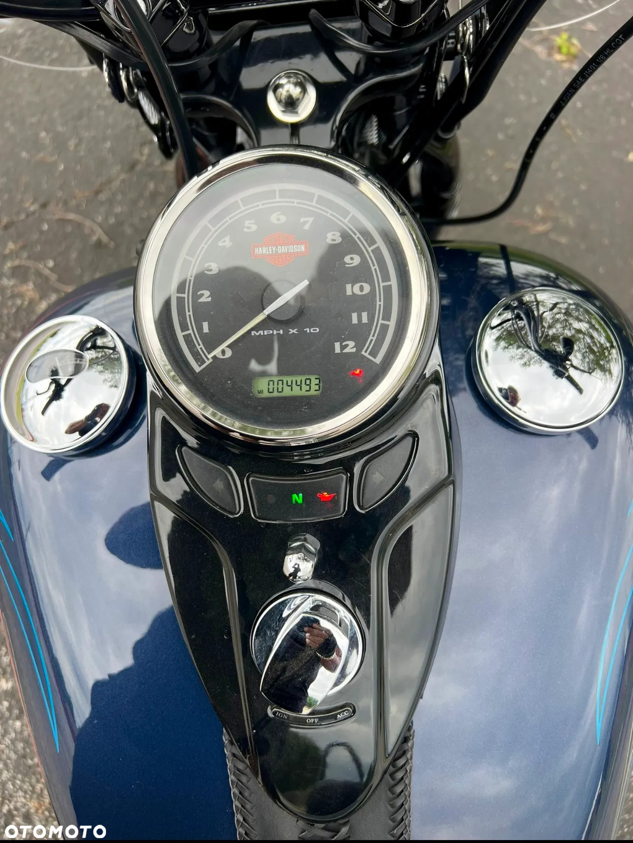 Harley-Davidson Softail Cross Bones - 4