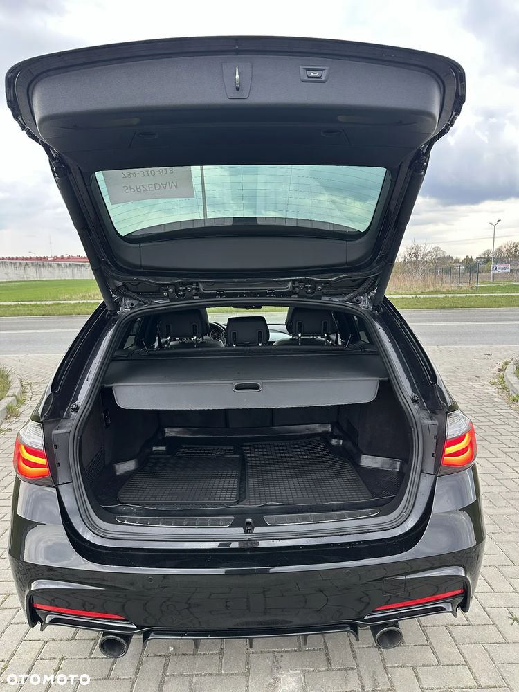 BMW Seria 3 320d xDrive Sport Line - 16