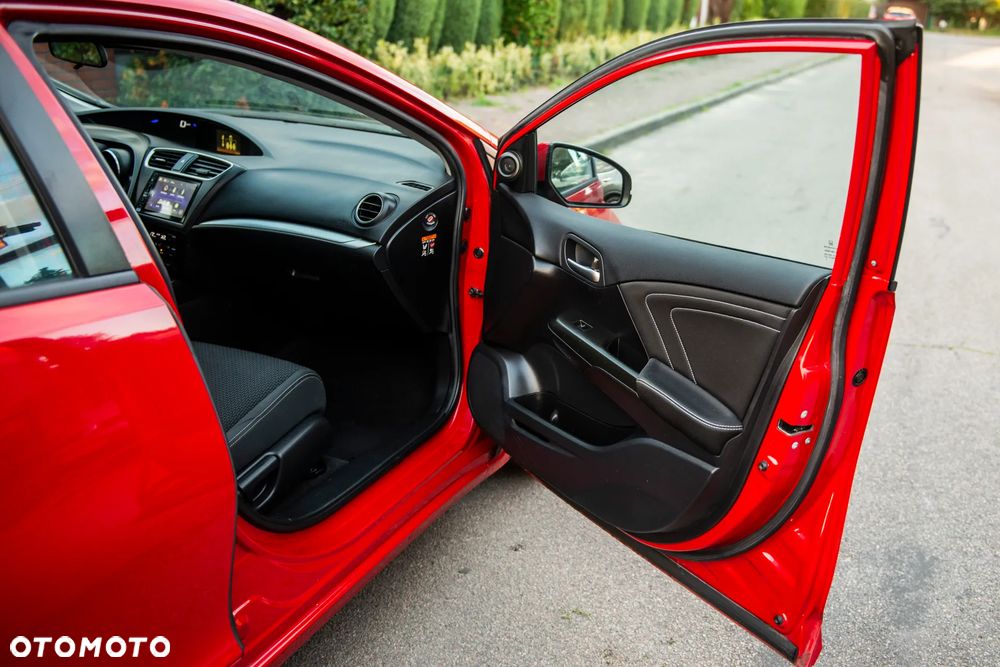 Honda Civic 1.8 i-VTEC Comfort - 35