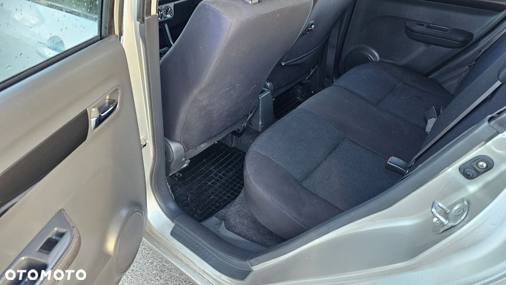 Suzuki Swift 1.3 4x4 Snow - 35