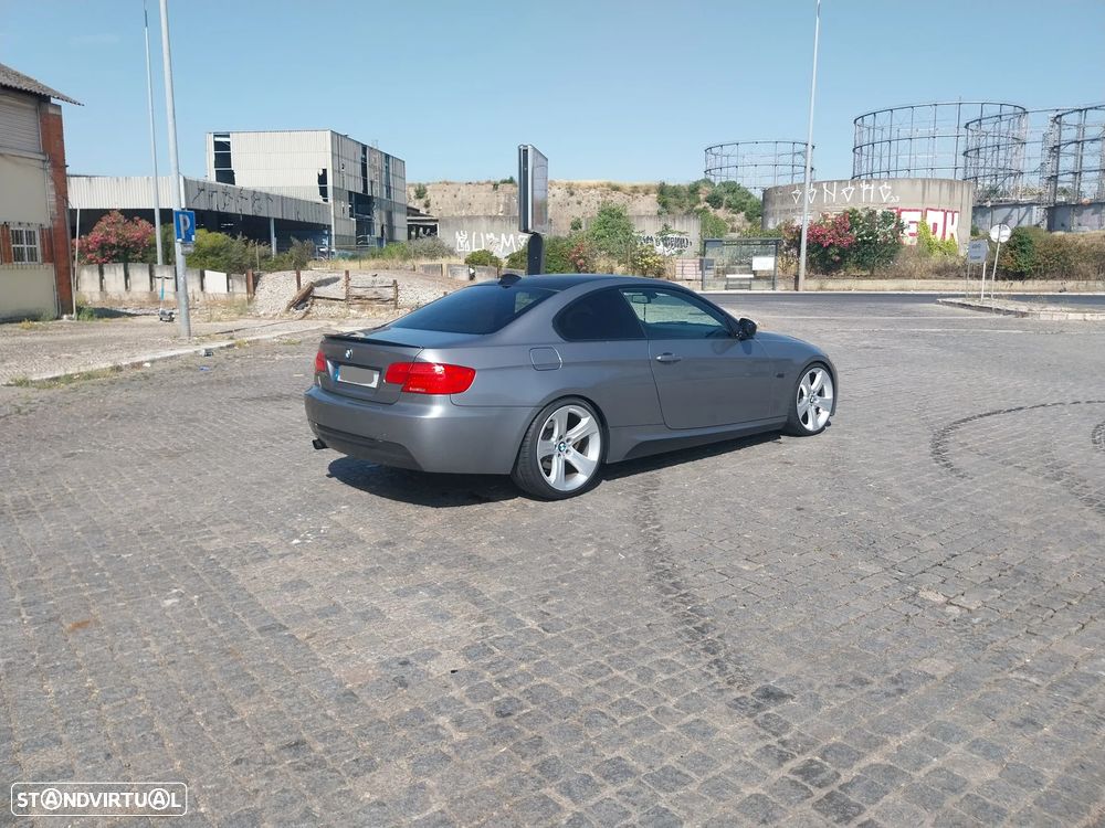 BMW 320 d Coupe Edição M - 10