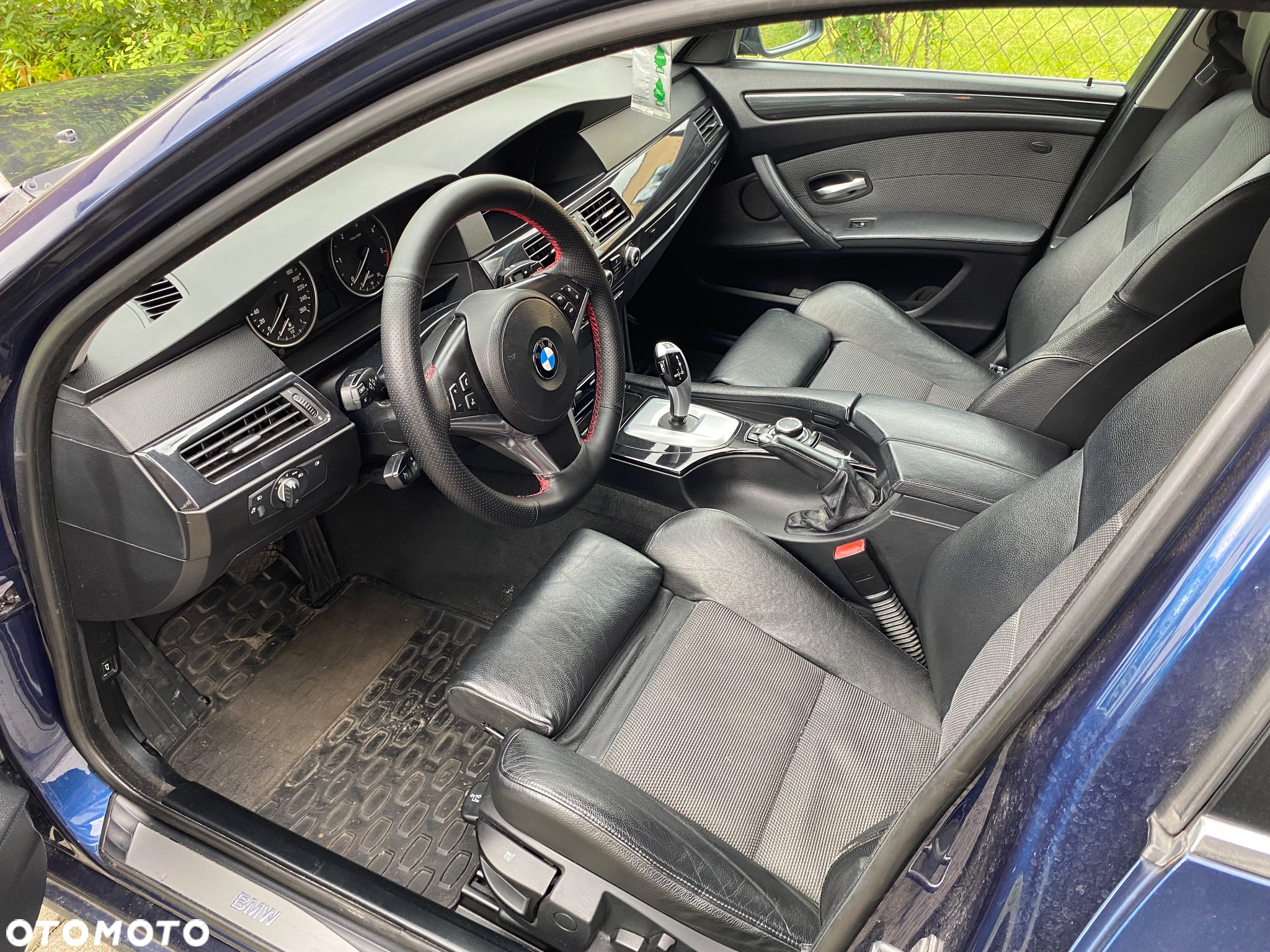 BMW Seria 5 525d Touring - 14