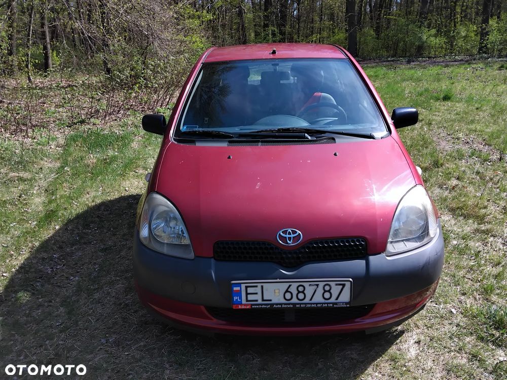 Toyota Yaris 1.0 Base - 4