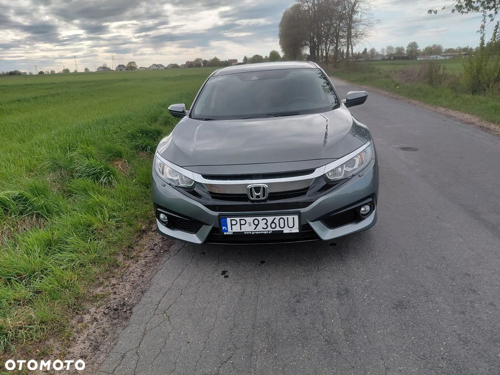 Honda Civic 1.5 i-VTEC Turbo Elegance - 4