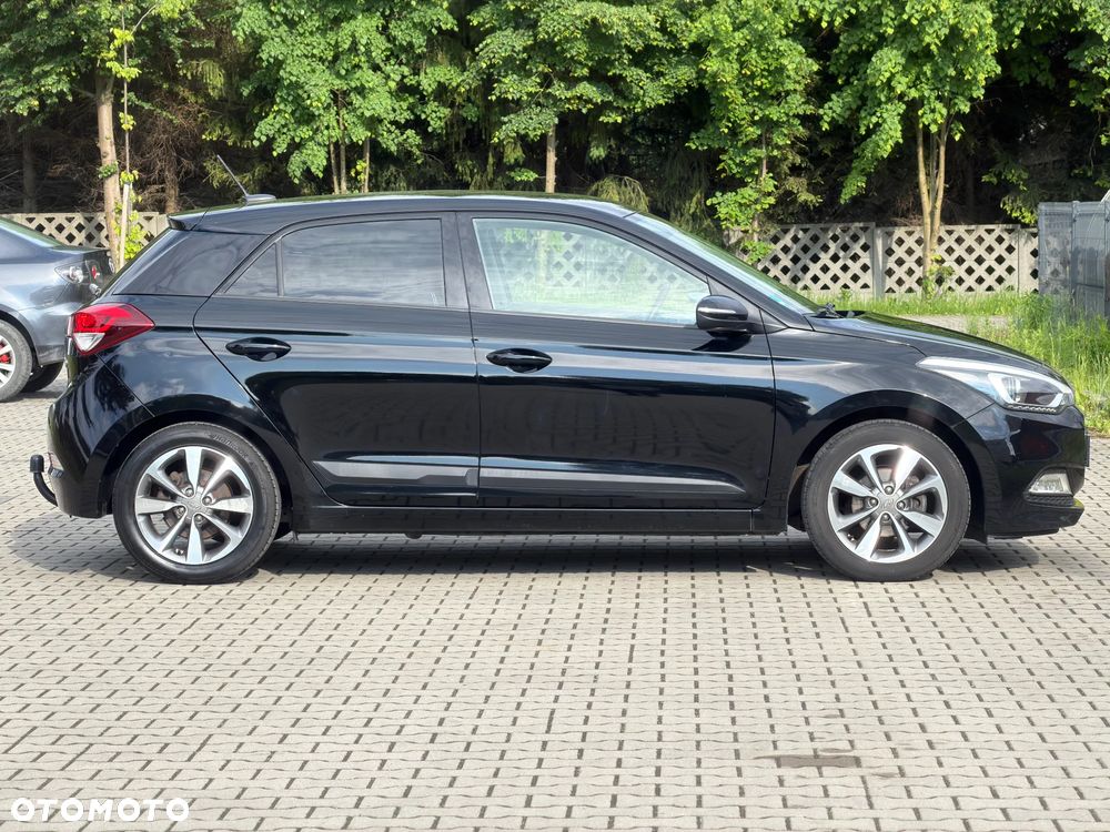 Hyundai i20 1.2 YES Gold - 4