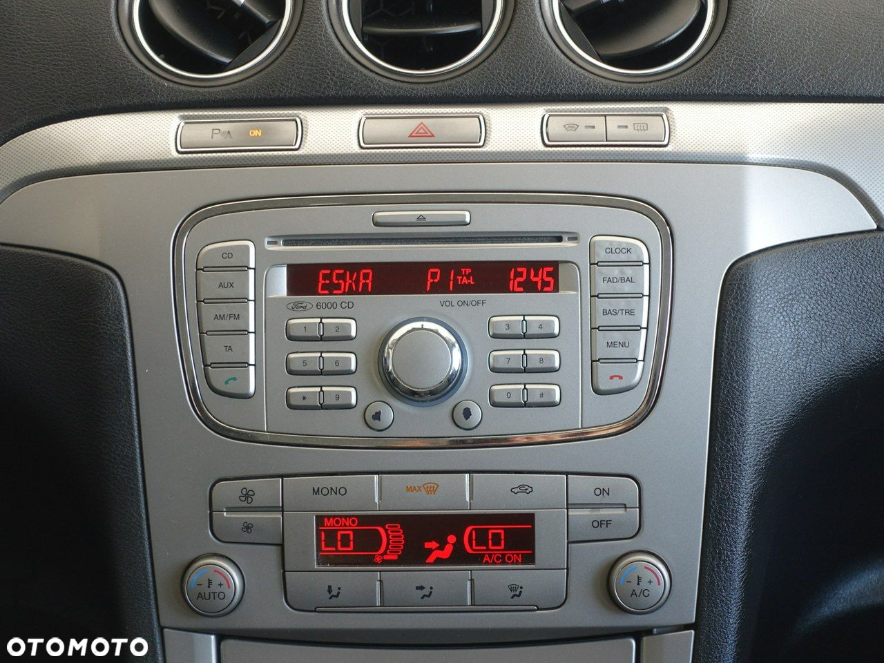 Ford S-Max - 27