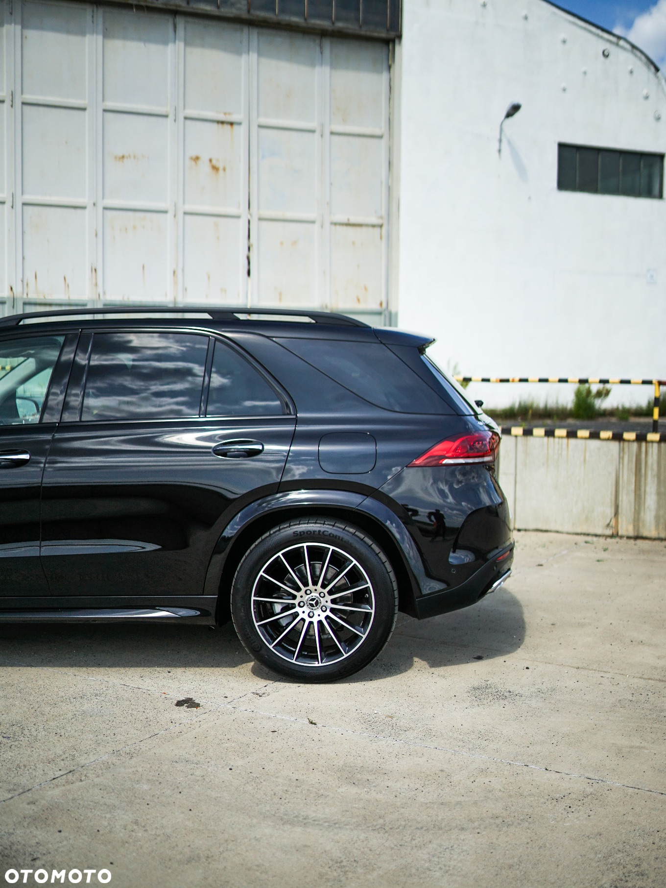 Mercedes-Benz GLE - 10