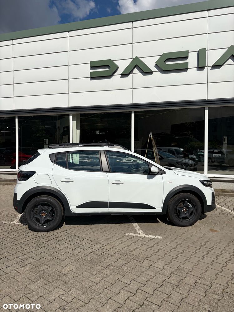 Dacia Sandero - 8