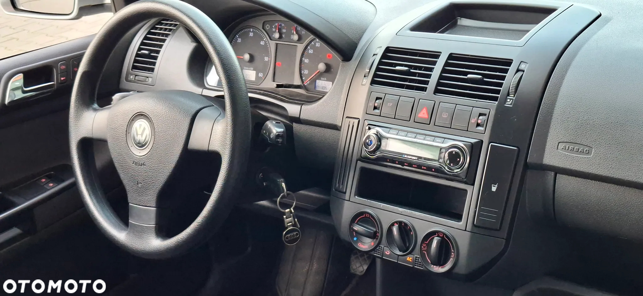 Volkswagen Polo 1.9 TDI Sportline - 26