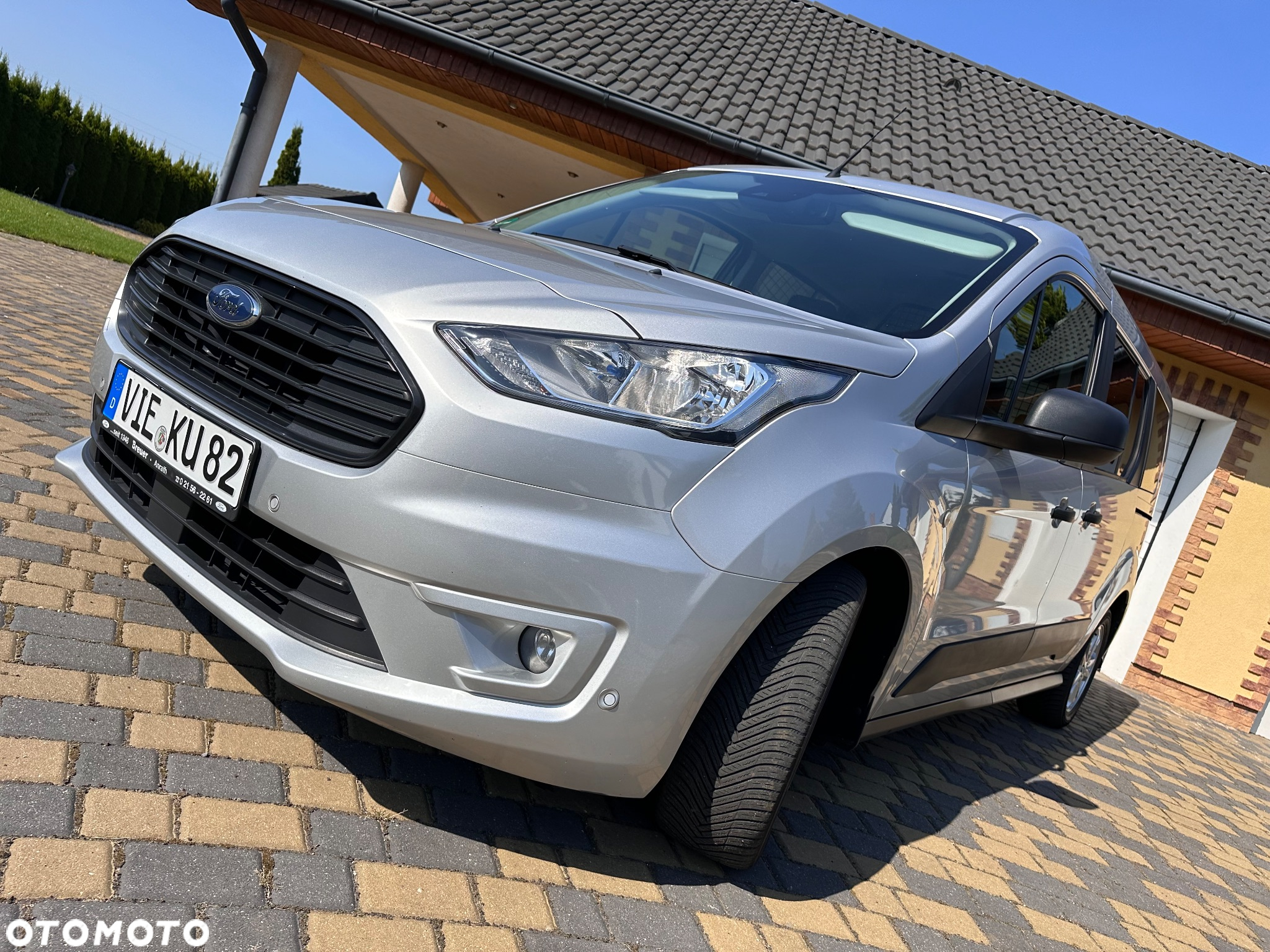 Ford Tourneo Connect Grand - 9