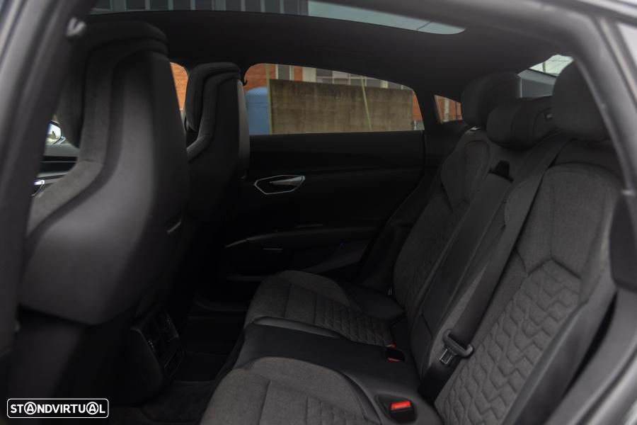 Audi e-tron GT quattro - 28