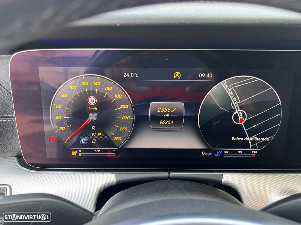 Mercedes-Benz E 220 d Cabrio 4Matic 9G-Tronic AMG Line - 16