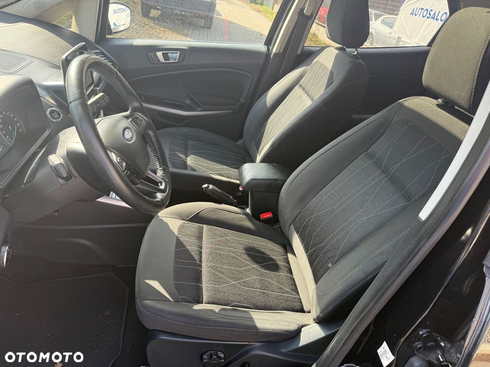 Ford EcoSport - 17