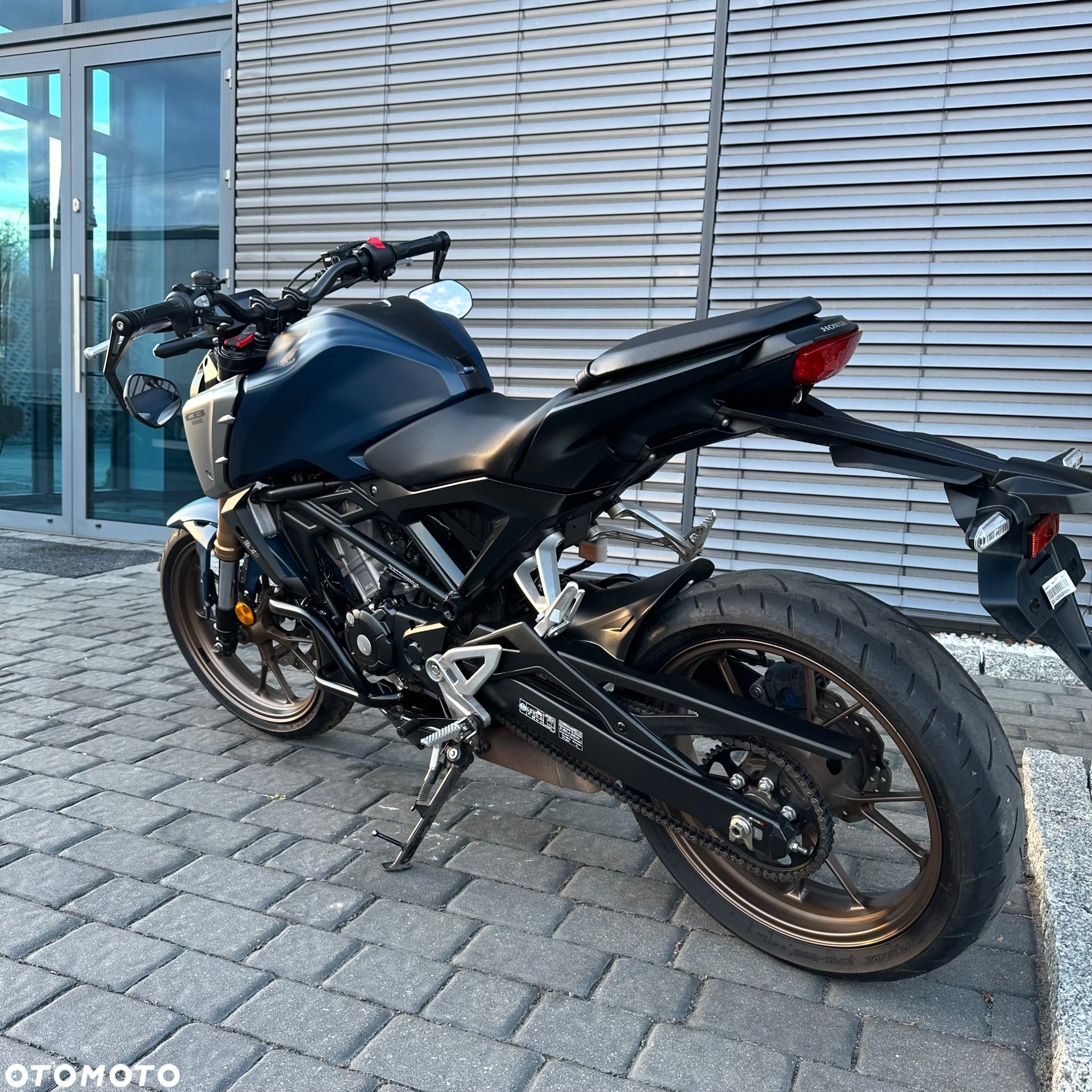 Honda CB - 9