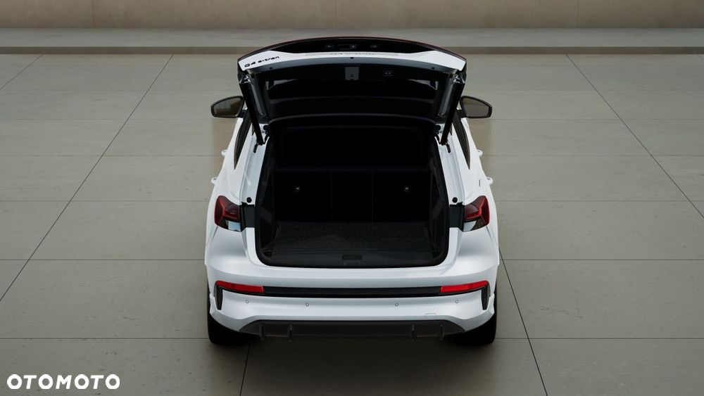 Audi Q4 e-tron - 8