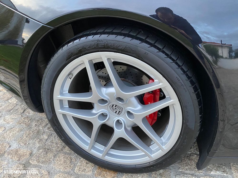 Porsche 911 Série F - 16