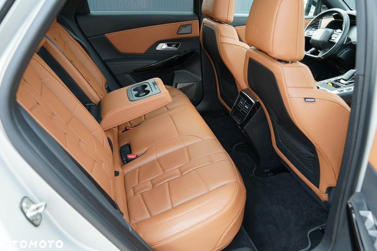 DS Automobiles DS 7 Crossback - 27