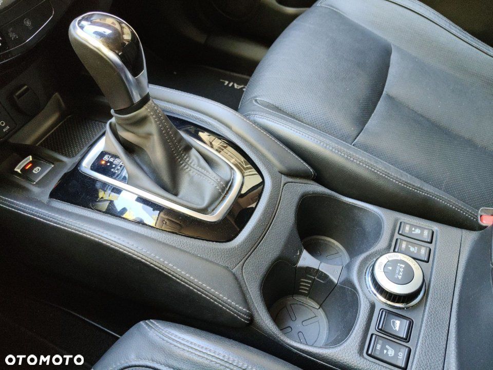 Nissan X-Trail - 17