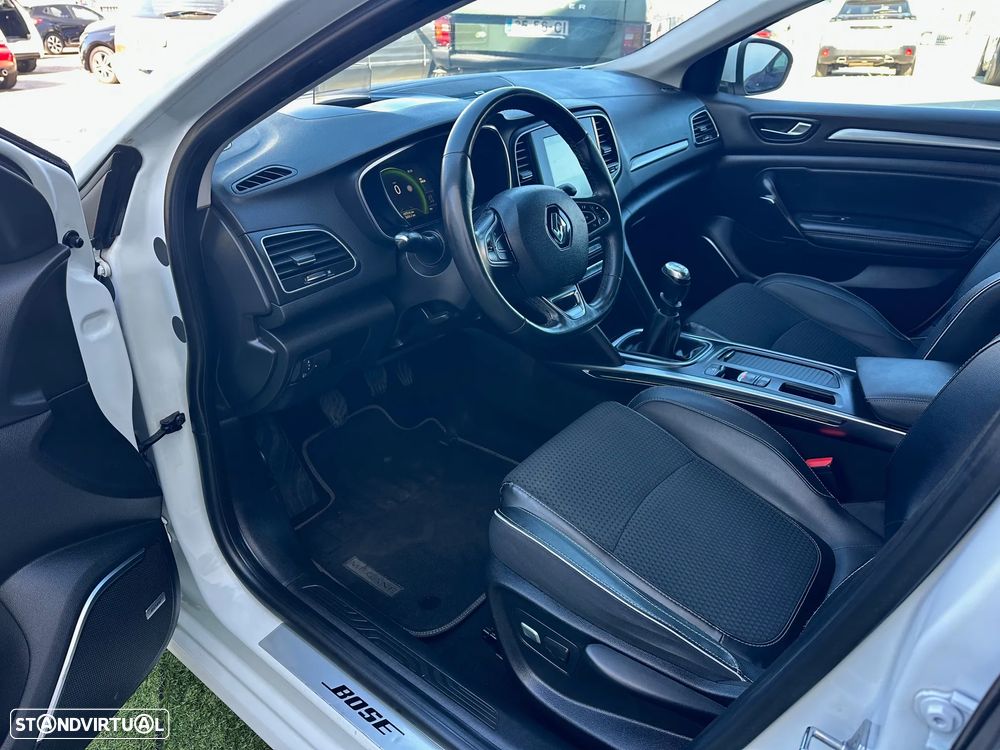 Renault Mégane 1.5 dCi Bose Edition - 4