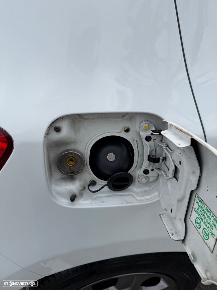 Dacia Sandero 1.2 16V Confort Bi-Fuel - 32