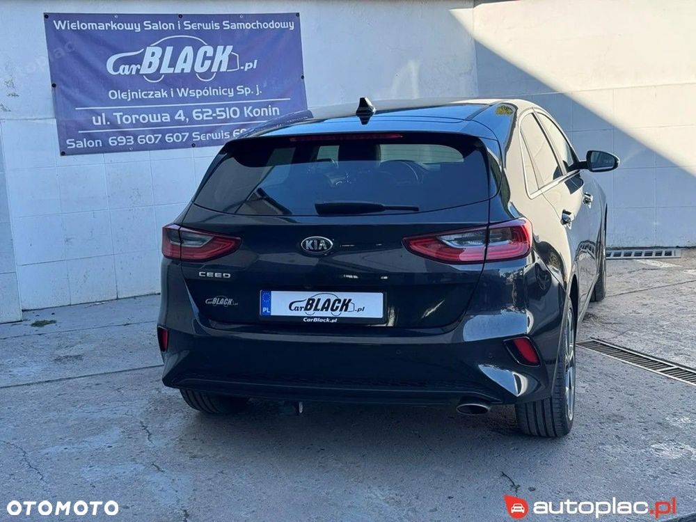 Kia Ceed - 26
