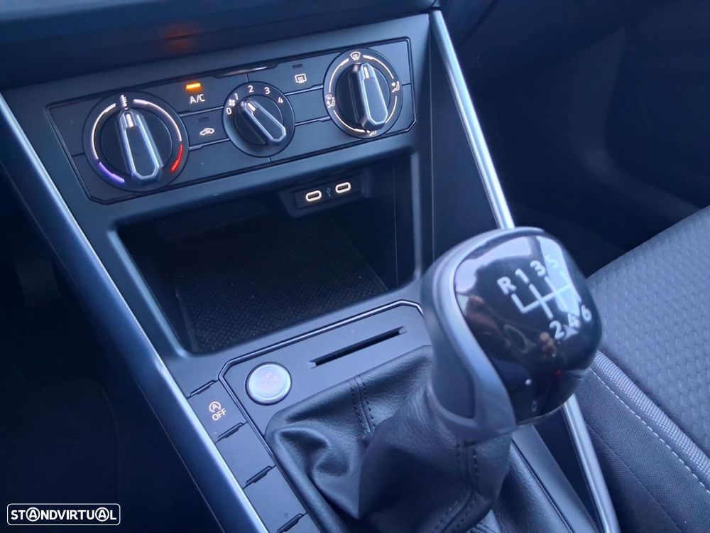 VW Taigo 1.0 TSI Urban - 11