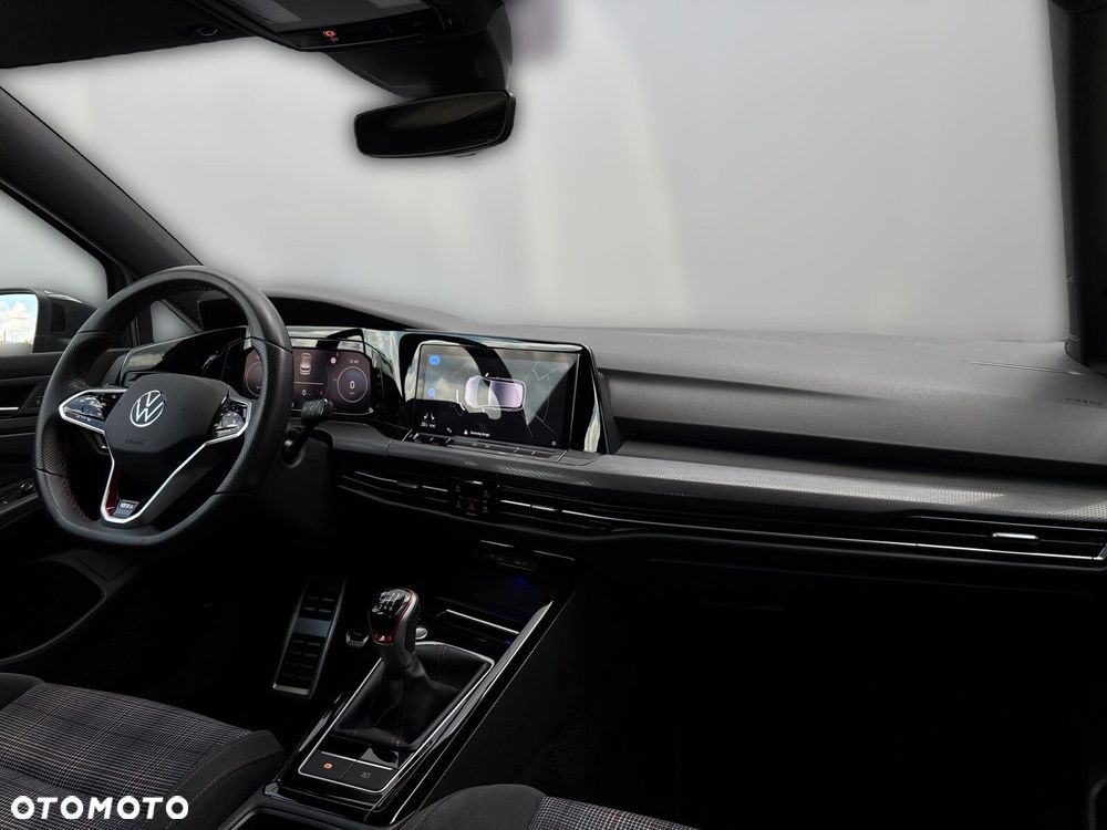 Volkswagen Golf - 14
