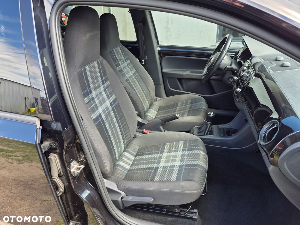 Volkswagen up! club - 5