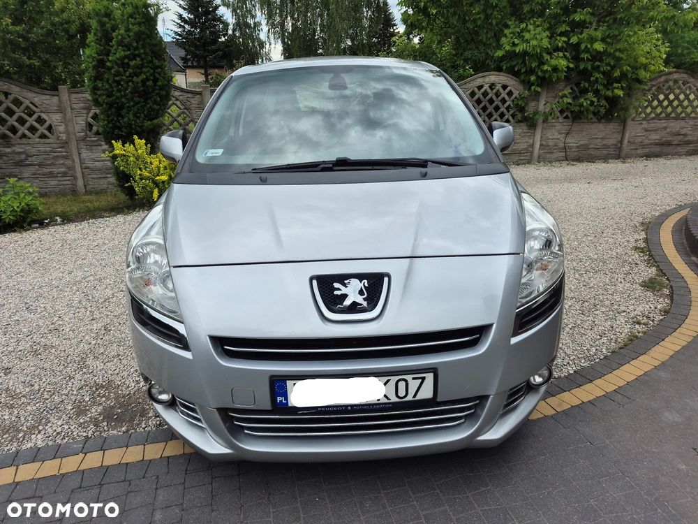 Peugeot 5008 HDI FAP 150 Family Plus - 12