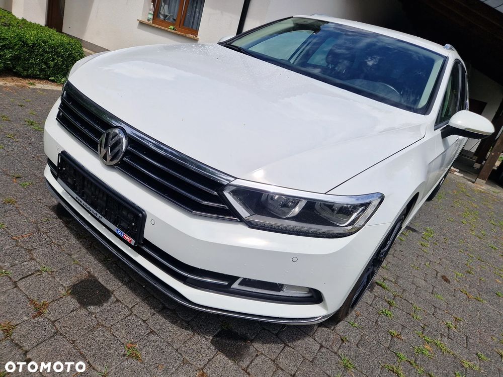 Volkswagen Passat 2.0 TDI SCR (BlueMotion Technology) DSG Highline - 1