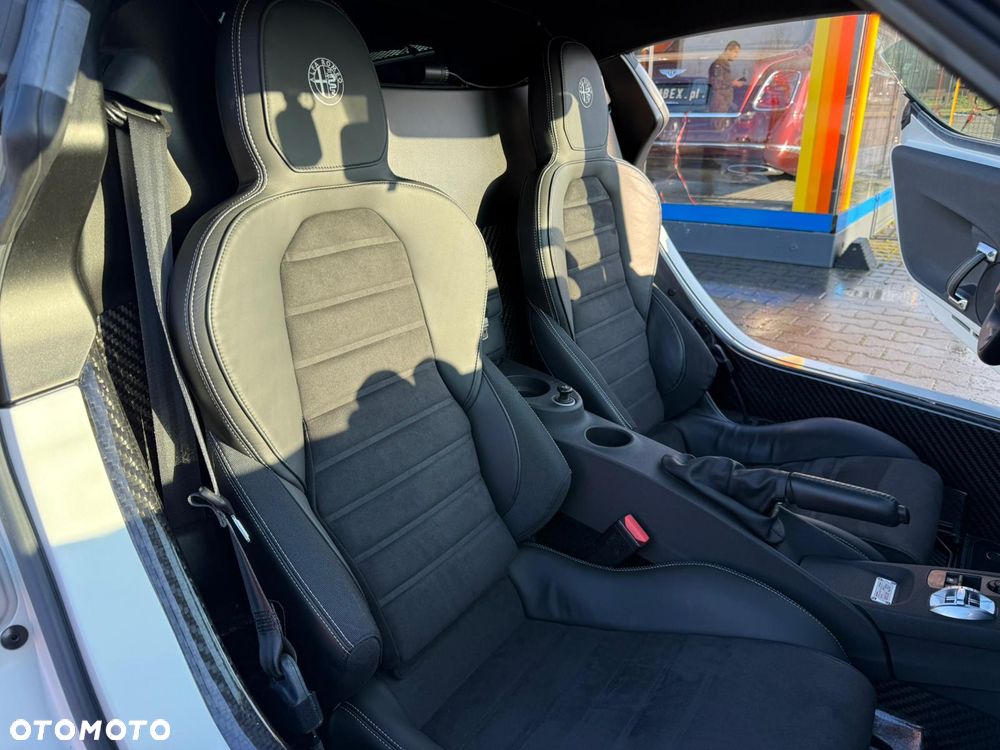 Alfa Romeo 4C 1.8 TBi - 37