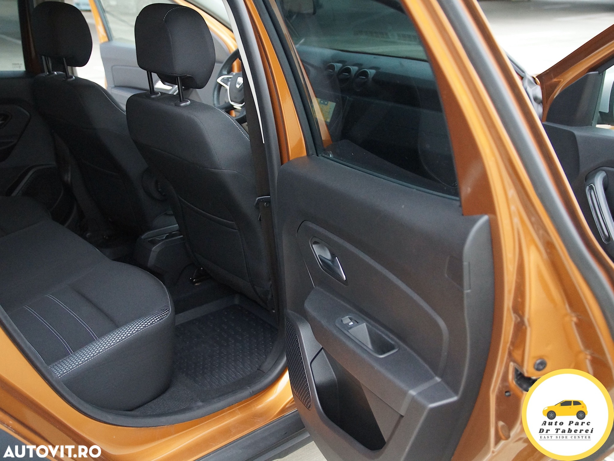 Dacia Duster TCe 150 2WD GPF Sondermodell Adventure - 35